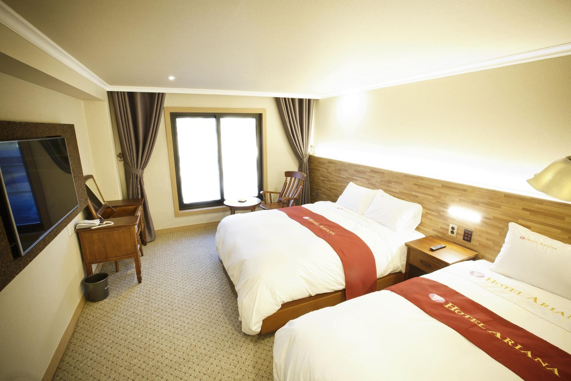 Ariana Hotel Daegu Exterior photo